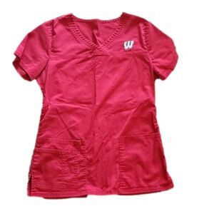 𝅺cherokee Scrub Top w/ Wisconsin Logo